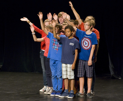 ATELIER ZOMER - THEATER DSC_0002-1_ElkeVerheyen